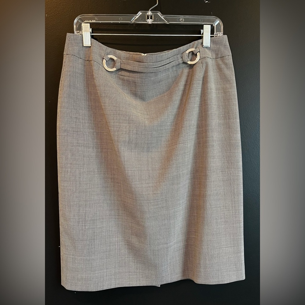 HUGO BOSS Houndstooth Black and White Skirt